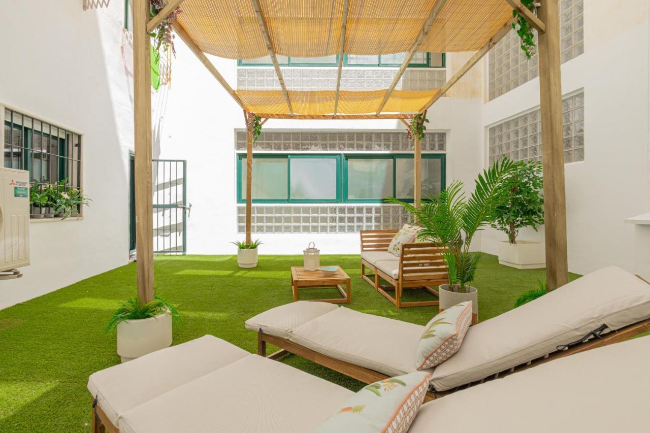 Apartament C30 Deluxe Studio With Terrace Into Cathedral Square Malaga Zewnętrze zdjęcie