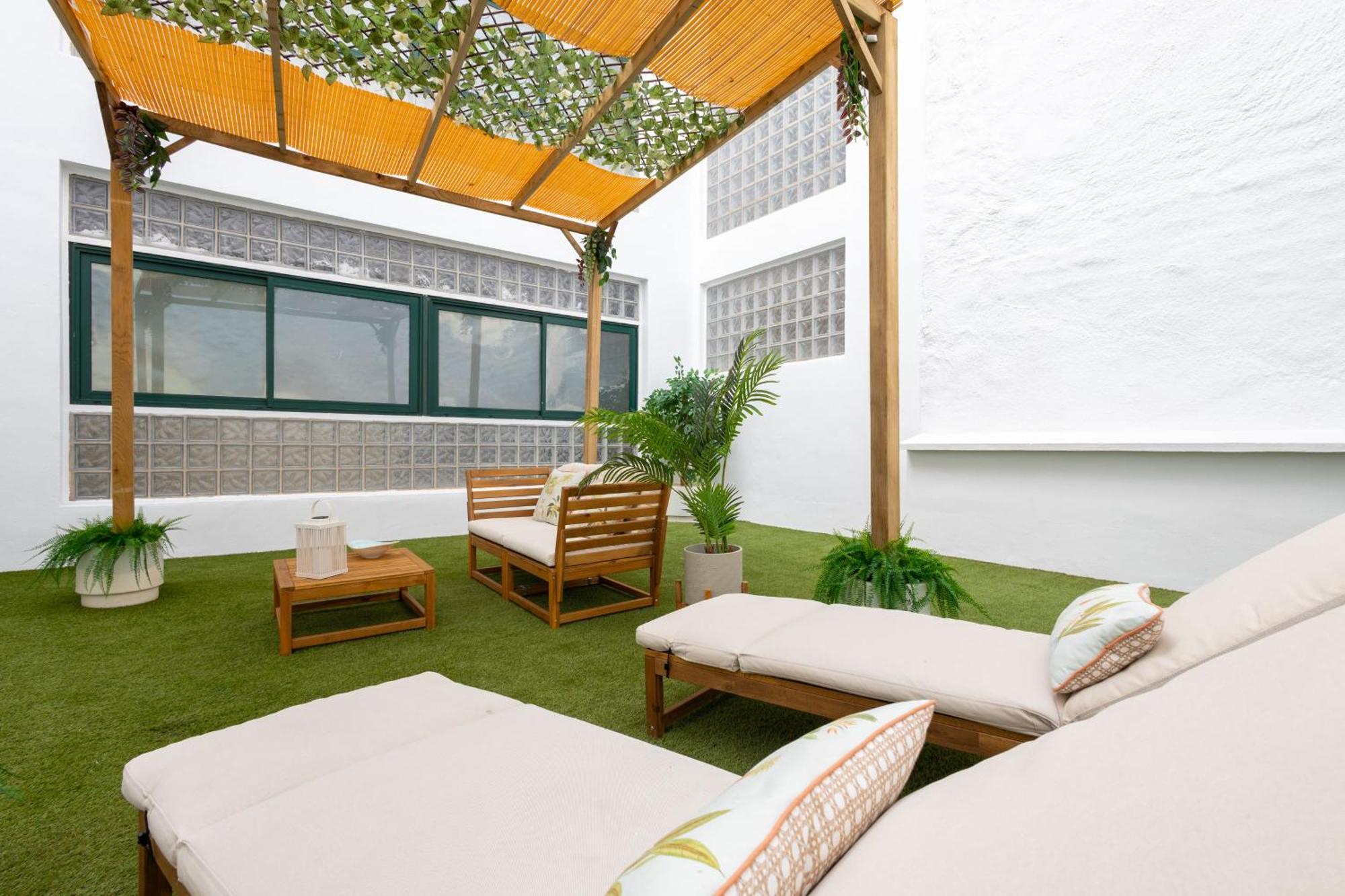 Apartament C30 Deluxe Studio With Terrace Into Cathedral Square Malaga Zewnętrze zdjęcie