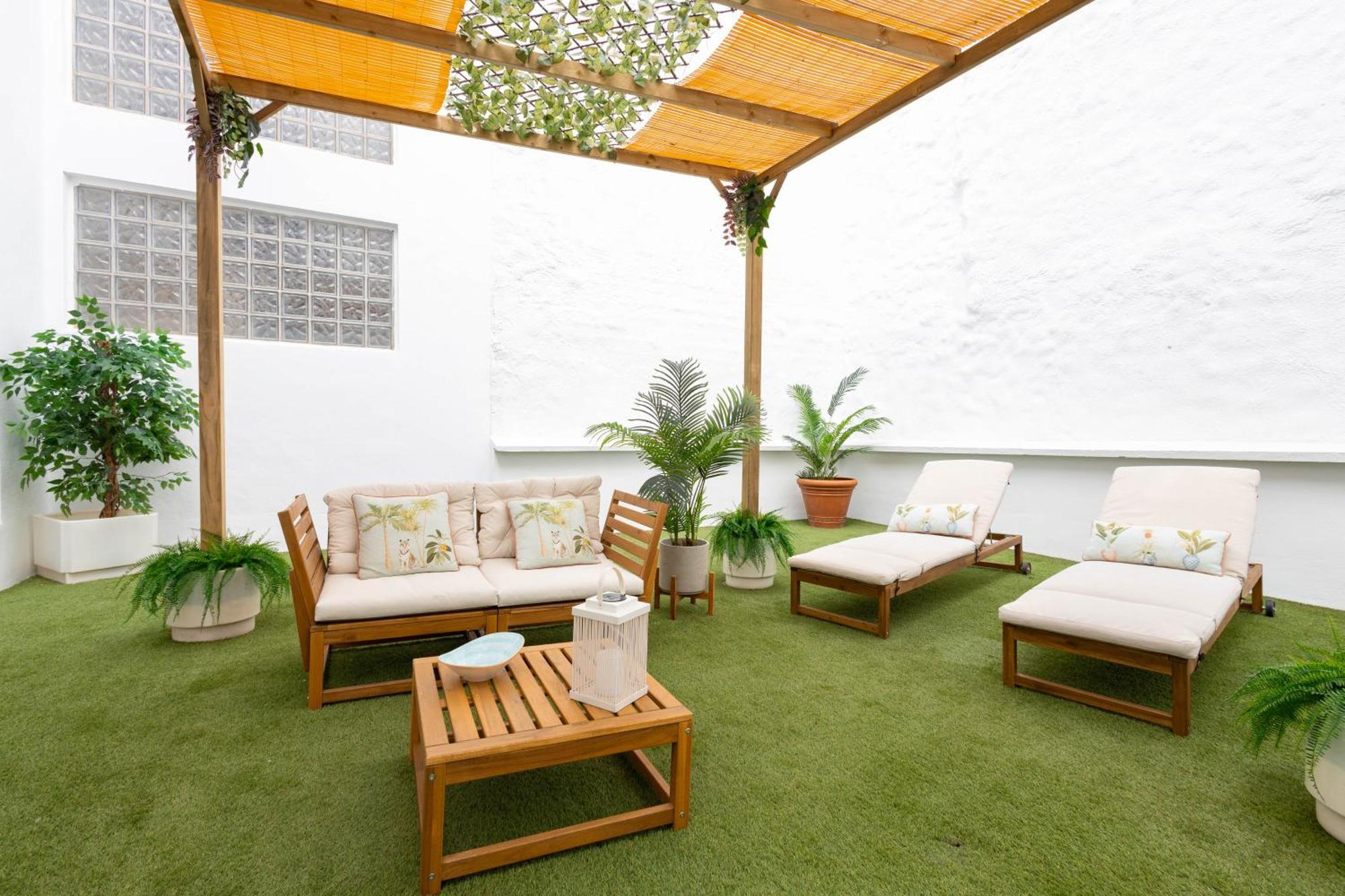 Apartament C30 Deluxe Studio With Terrace Into Cathedral Square Malaga Zewnętrze zdjęcie