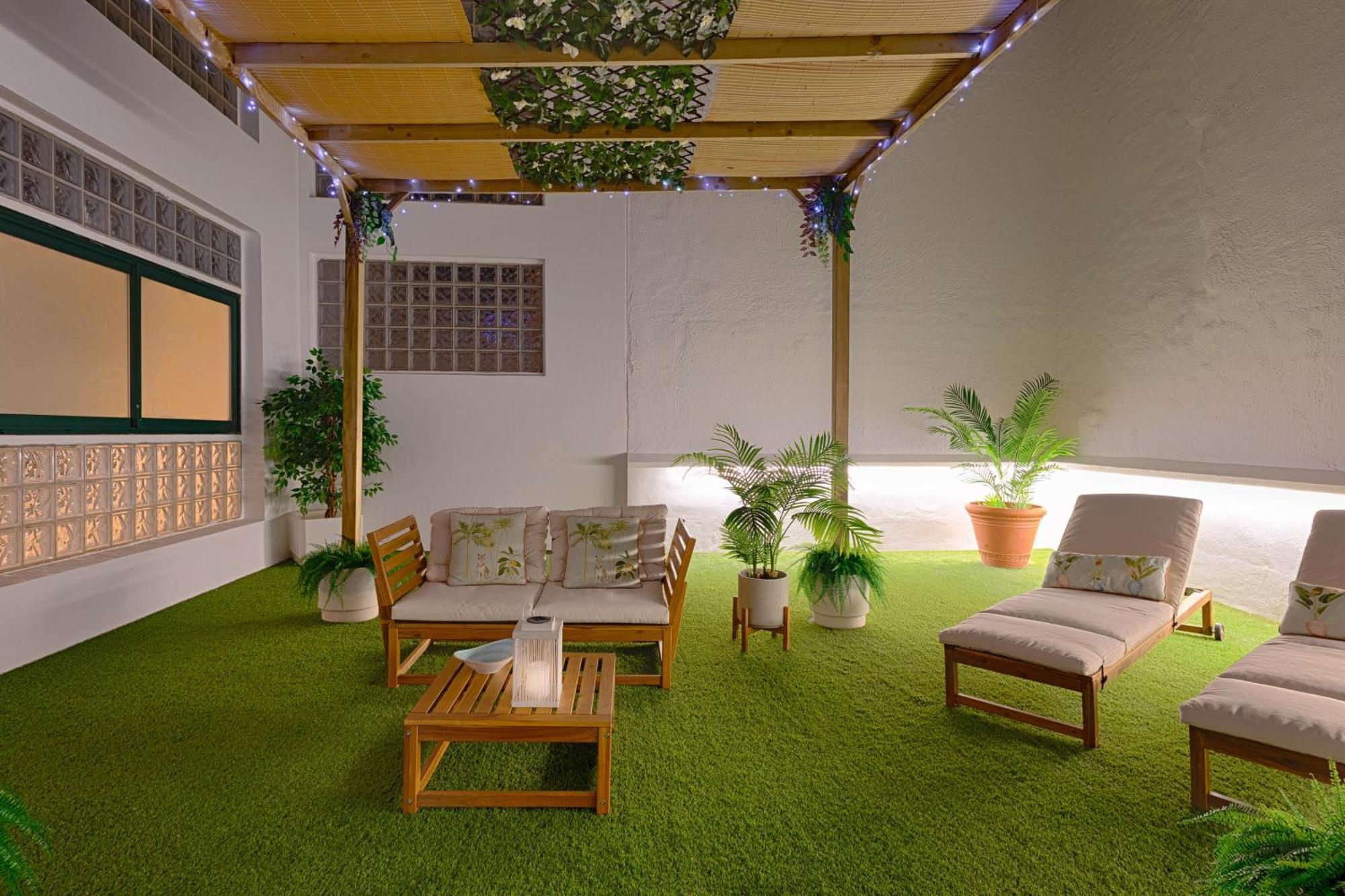 Apartament C30 Deluxe Studio With Terrace Into Cathedral Square Malaga Zewnętrze zdjęcie