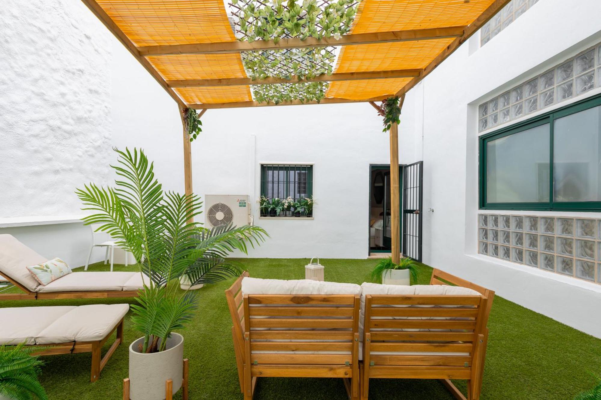 Apartament C30 Deluxe Studio With Terrace Into Cathedral Square Malaga Zewnętrze zdjęcie