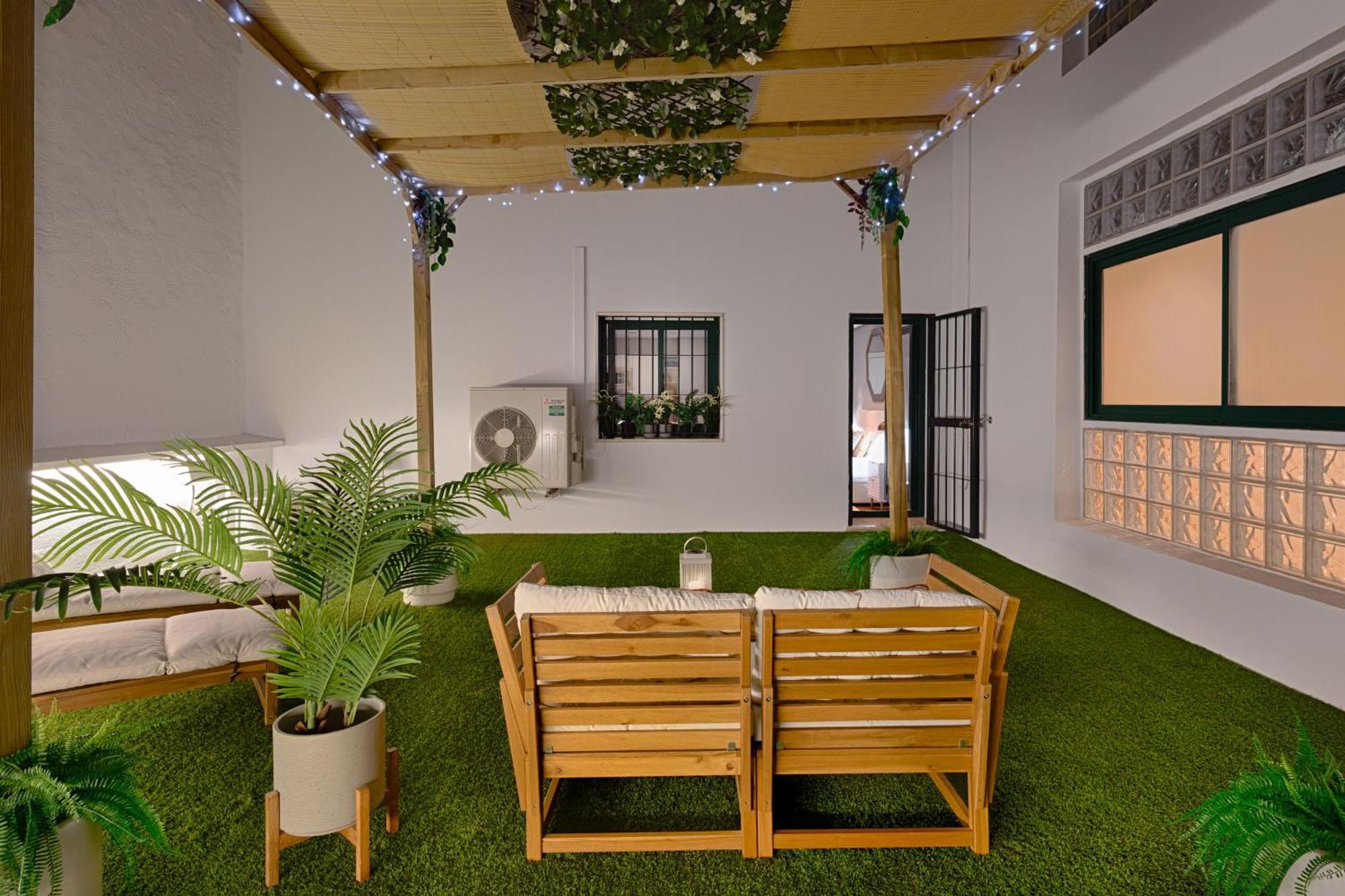 Apartament C30 Deluxe Studio With Terrace Into Cathedral Square Malaga Zewnętrze zdjęcie